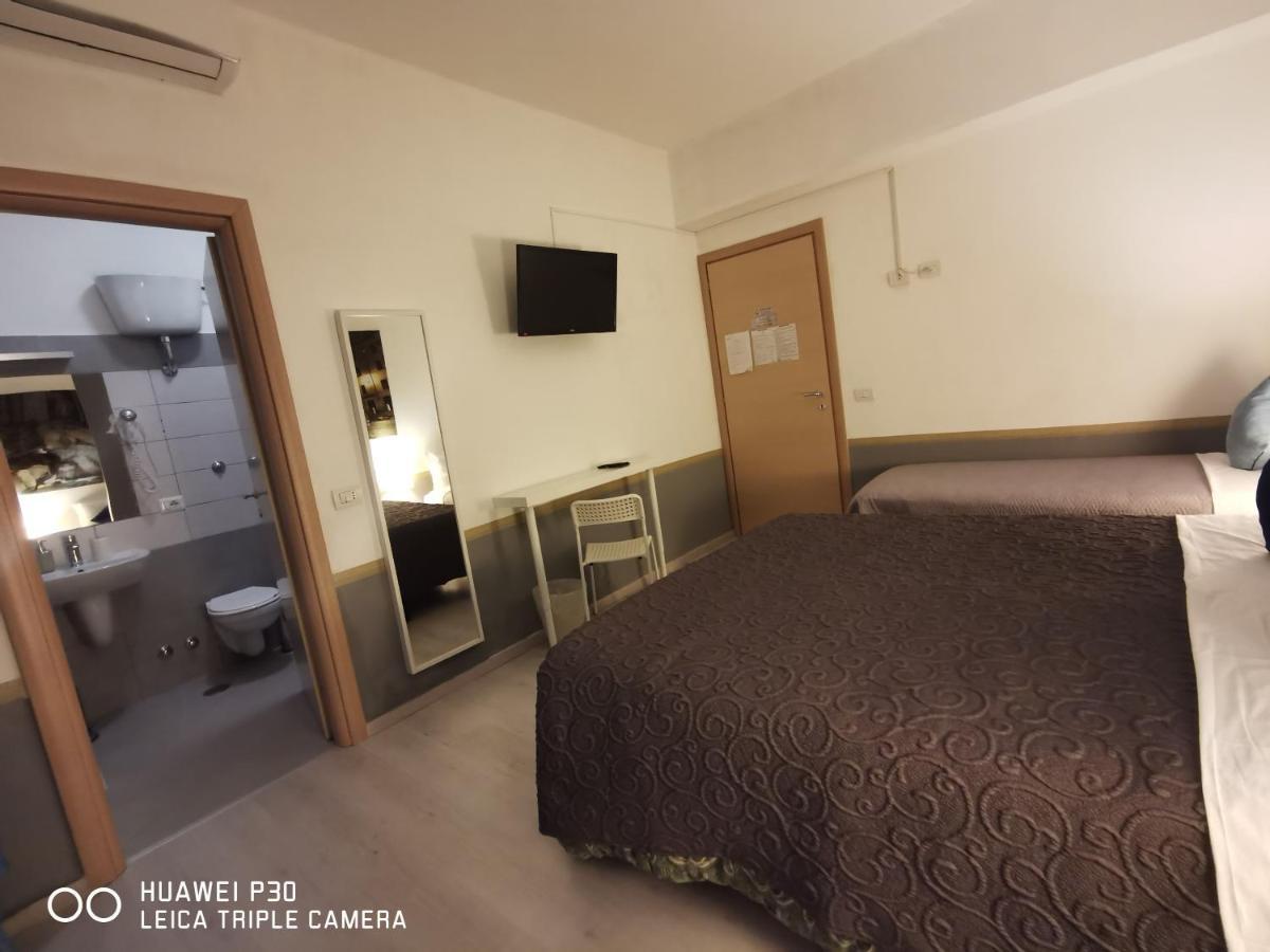Domus Viatoris Hotel Roma Ngoại thất bức ảnh